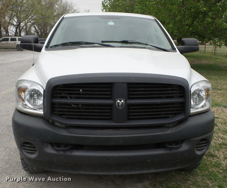 image for item AG9005 2008 Dodge Ram 2500 Quad Cab pickup truck