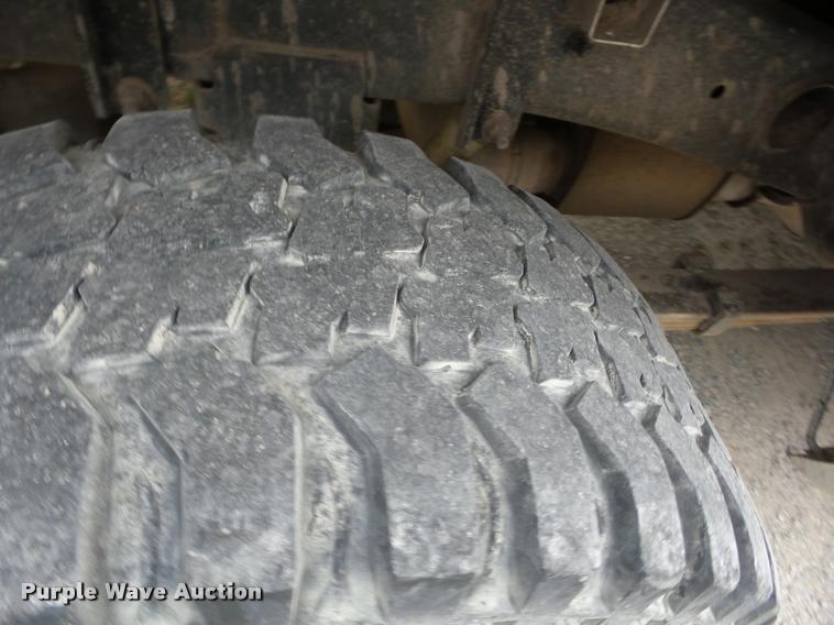 image for item AG9005 2008 Dodge Ram 2500 Quad Cab pickup truck