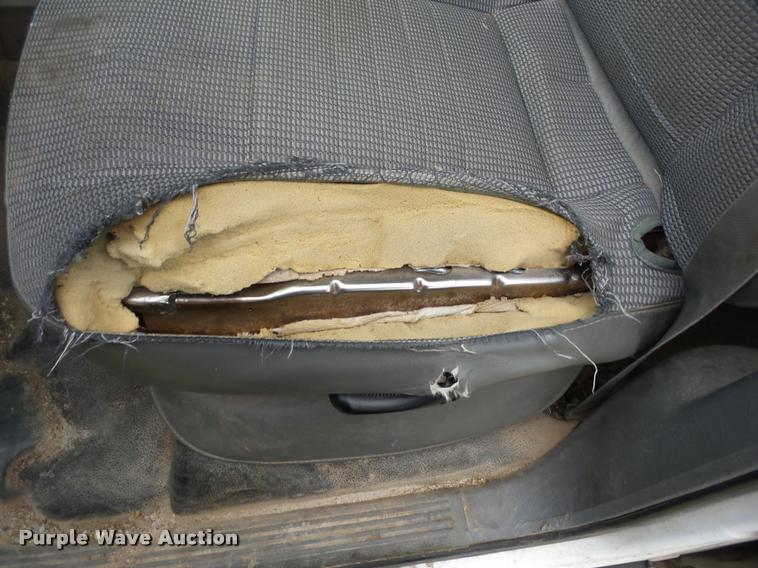 image for item AG9005 2008 Dodge Ram 2500 Quad Cab pickup truck