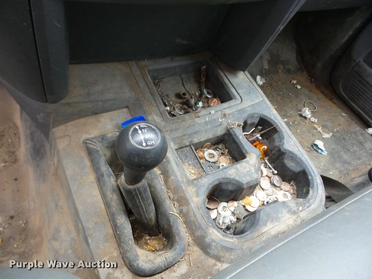 image for item AG9005 2008 Dodge Ram 2500 Quad Cab pickup truck