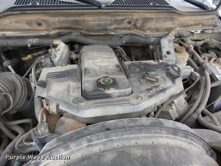 image for item AG9005 2008 Dodge Ram 2500 Quad Cab pickup truck