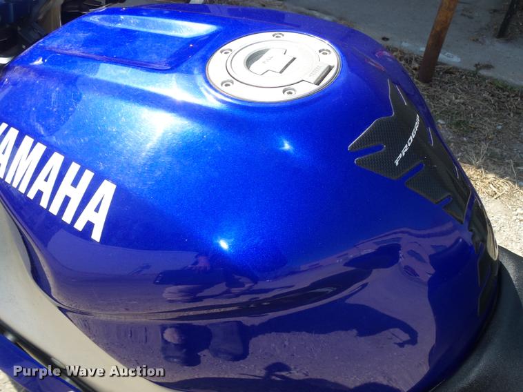 image for item AU9623 2000 Yamaha Vortex YZF-R1 motorcycle