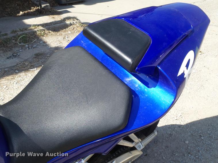 image for item AU9623 2000 Yamaha Vortex YZF-R1 motorcycle