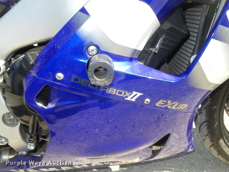 image for item AU9623 2000 Yamaha Vortex YZF-R1 motorcycle