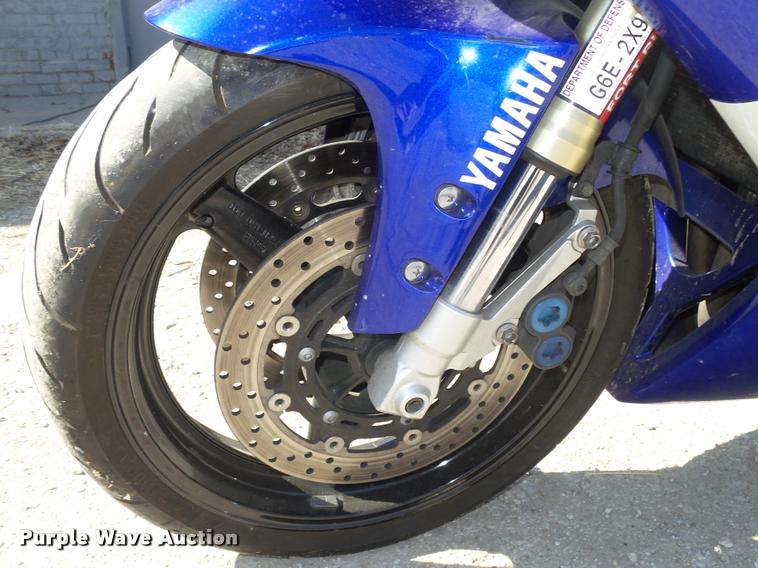image for item AU9623 2000 Yamaha Vortex YZF-R1 motorcycle