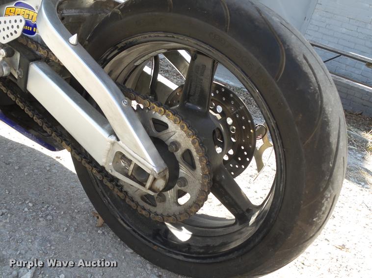 image for item AU9623 2000 Yamaha Vortex YZF-R1 motorcycle