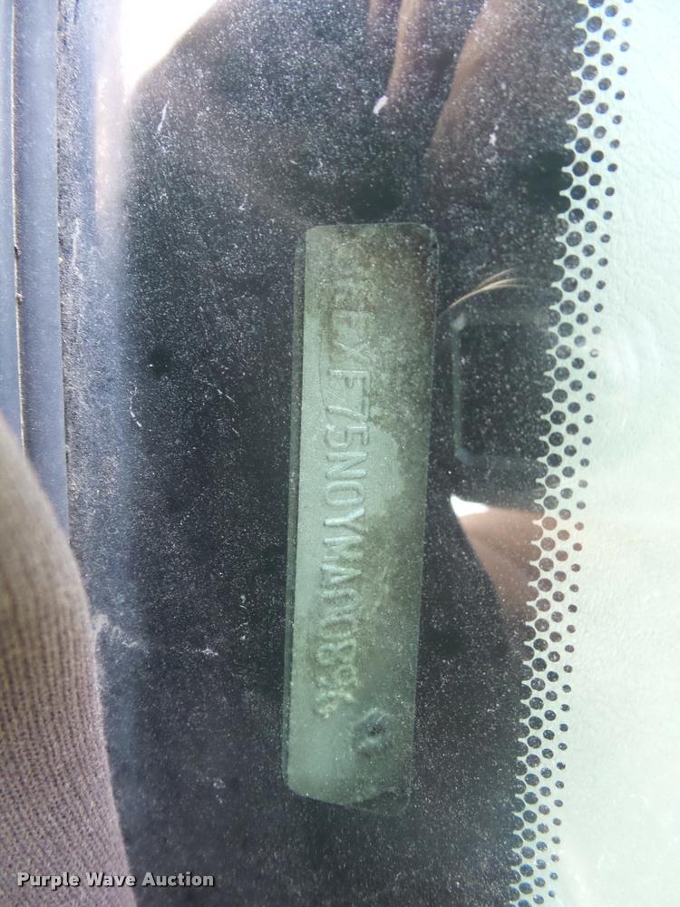 image for item BH9272 2000 Ford F750 refrigerated box truck