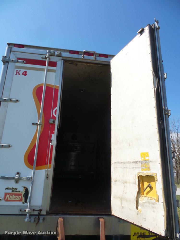 image for item BH9272 2000 Ford F750 refrigerated box truck