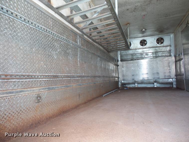 image for item BH9272 2000 Ford F750 refrigerated box truck