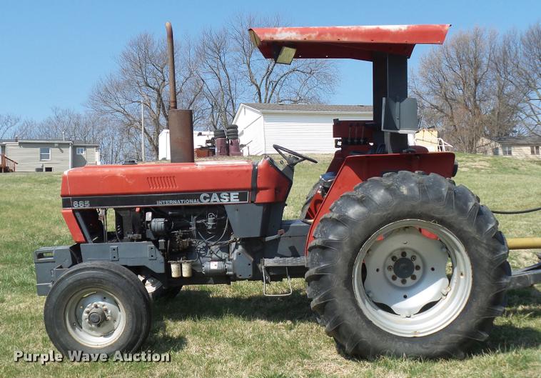 image for item BH9276 Case 685 tractor
