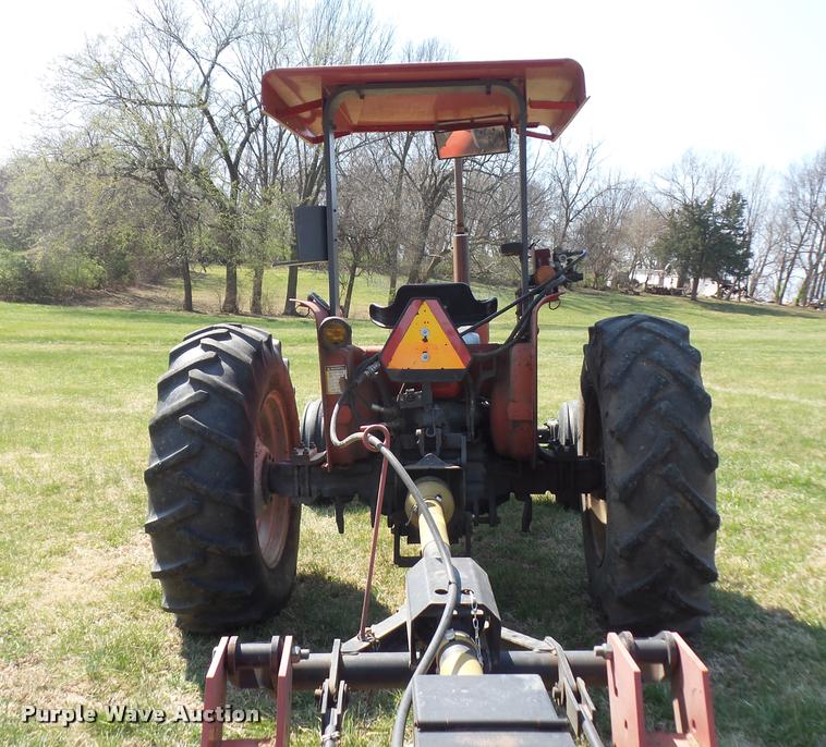 image for item BH9276 Case 685 tractor