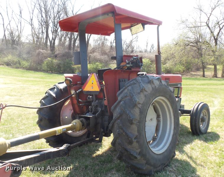 image for item BH9276 Case 685 tractor