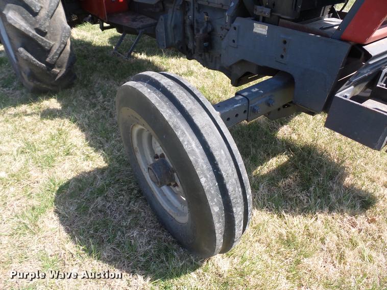 image for item BH9276 Case 685 tractor