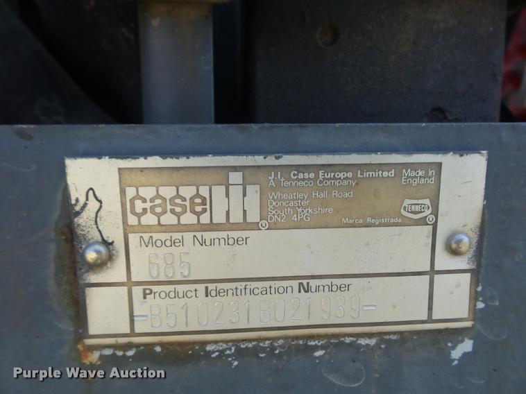 image for item BH9276 Case 685 tractor