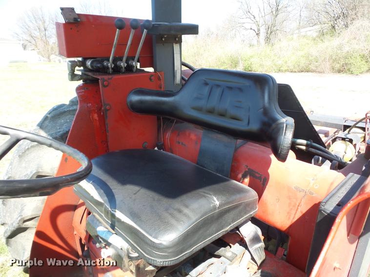 image for item BH9276 Case 685 tractor