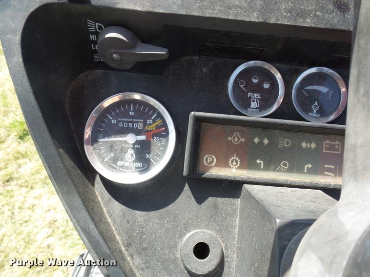 image for item BH9276 Case 685 tractor