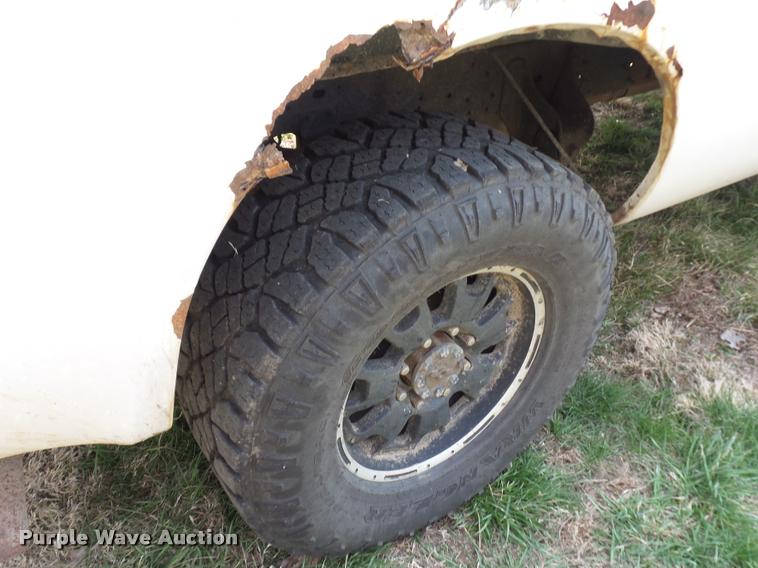 image for item BH9283 2004 Ford F250 Super Duty SuperCab pickup truck