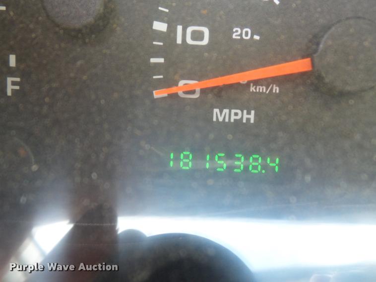 image for item BH9283 2004 Ford F250 Super Duty SuperCab pickup truck