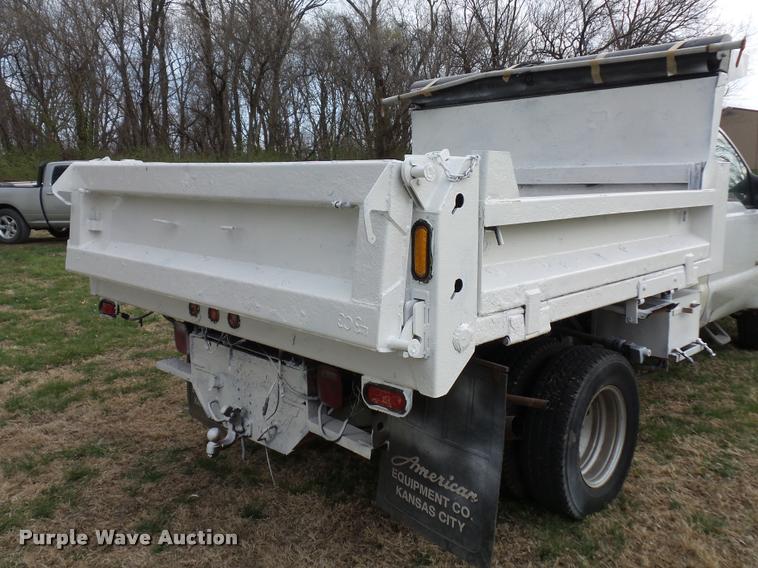 image for item BH9287 2007 Ford F350 Super Duty dump bed pickup truck