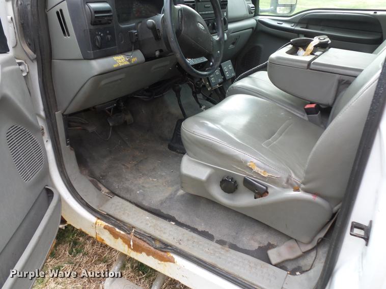 image for item BH9287 2007 Ford F350 Super Duty dump bed pickup truck