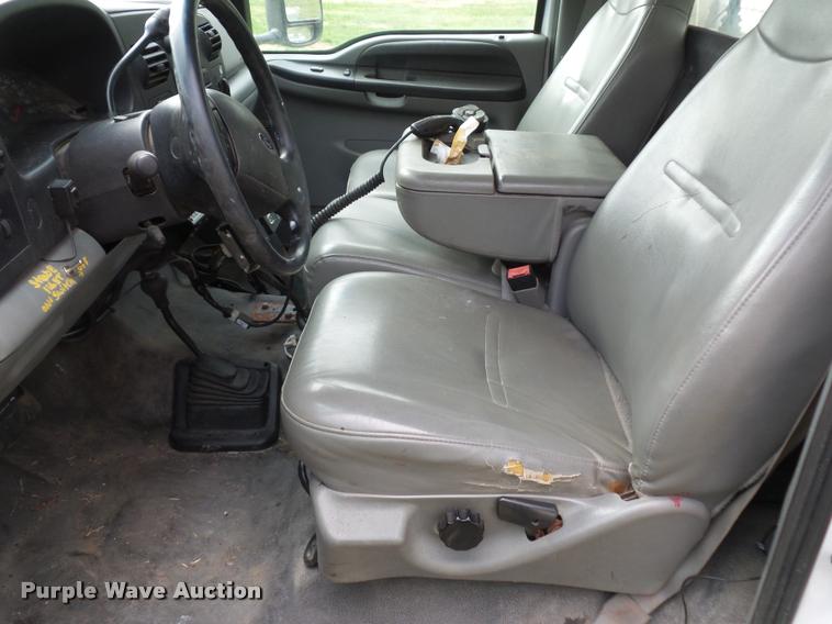 image for item BH9287 2007 Ford F350 Super Duty dump bed pickup truck