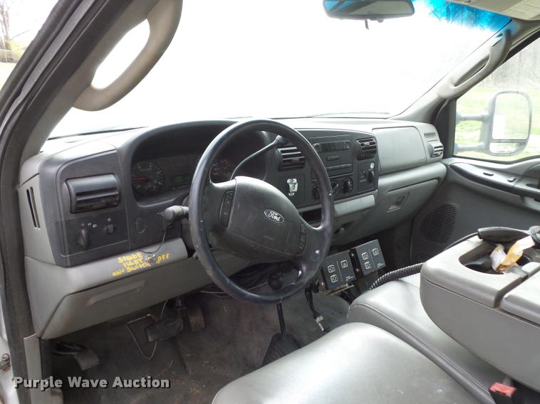 image for item BH9287 2007 Ford F350 Super Duty dump bed pickup truck