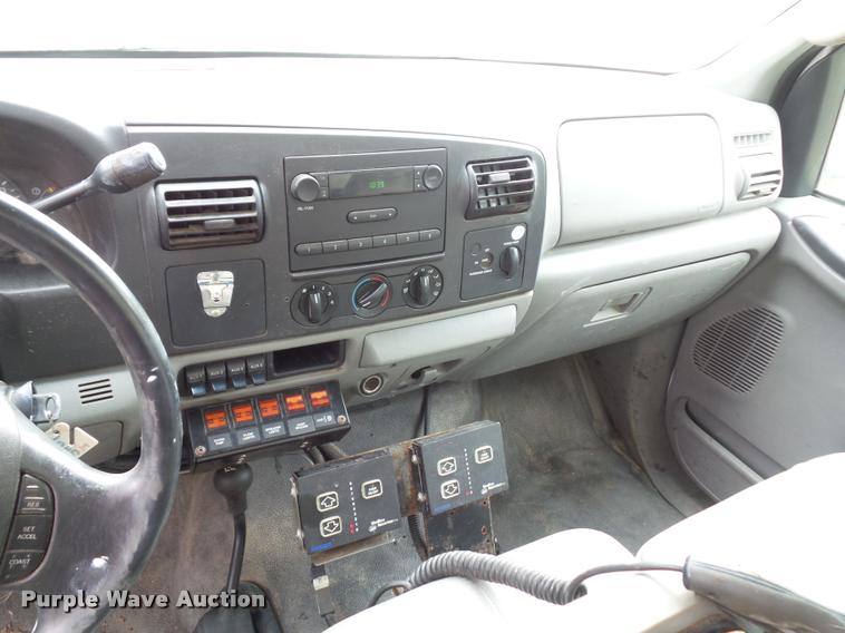 image for item BH9287 2007 Ford F350 Super Duty dump bed pickup truck