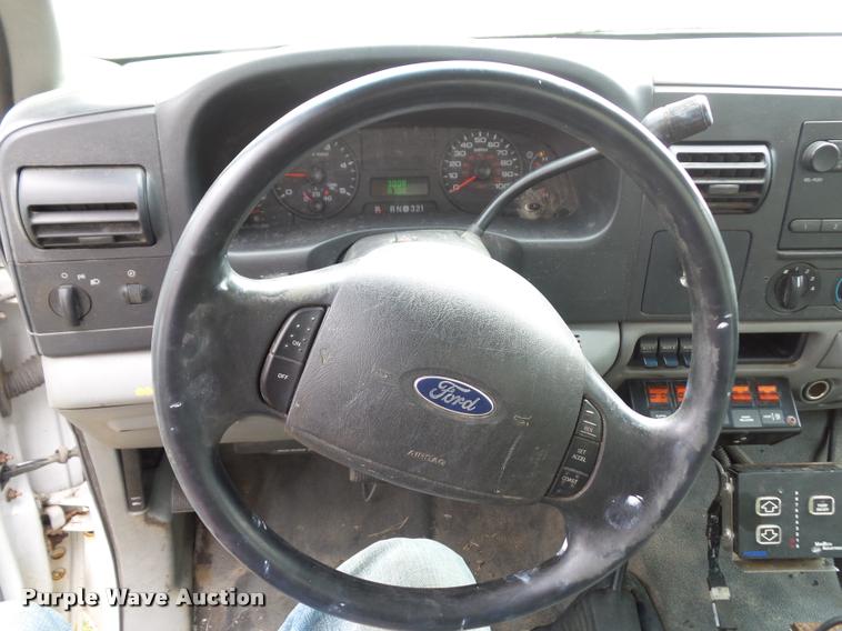 image for item BH9287 2007 Ford F350 Super Duty dump bed pickup truck