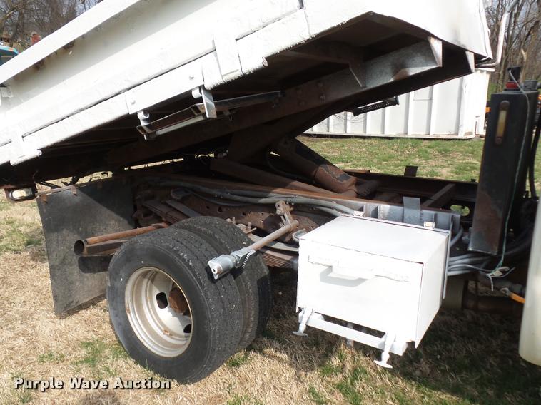 image for item BH9287 2007 Ford F350 Super Duty dump bed pickup truck