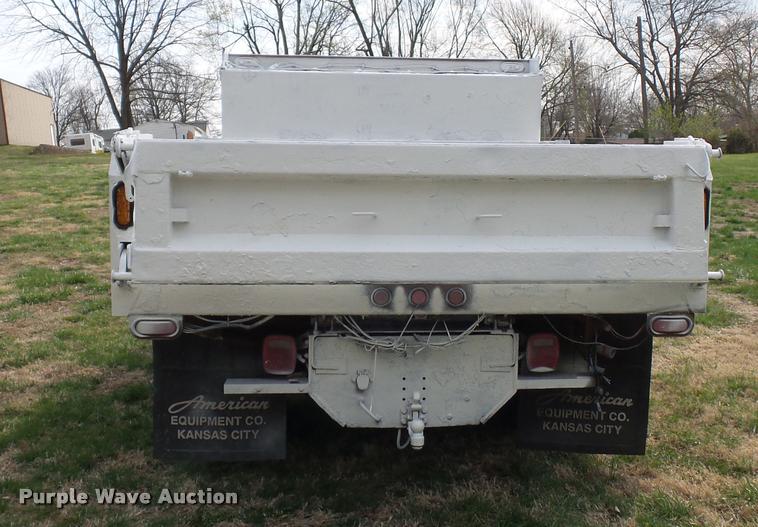 image for item BH9288 2007 Ford F350 Super Duty dump bed pickup truck