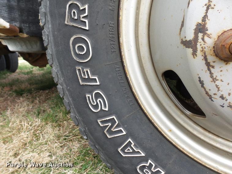 image for item BH9288 2007 Ford F350 Super Duty dump bed pickup truck