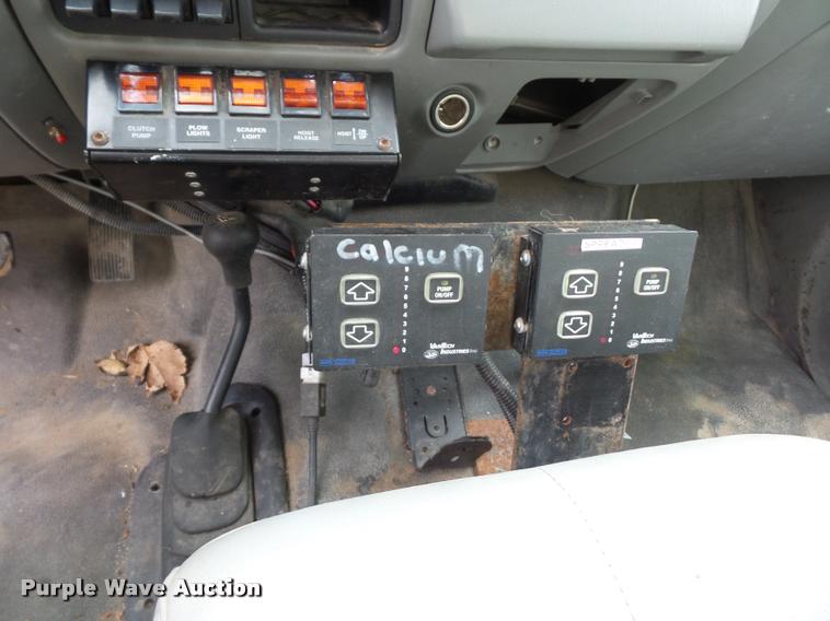 image for item BH9288 2007 Ford F350 Super Duty dump bed pickup truck