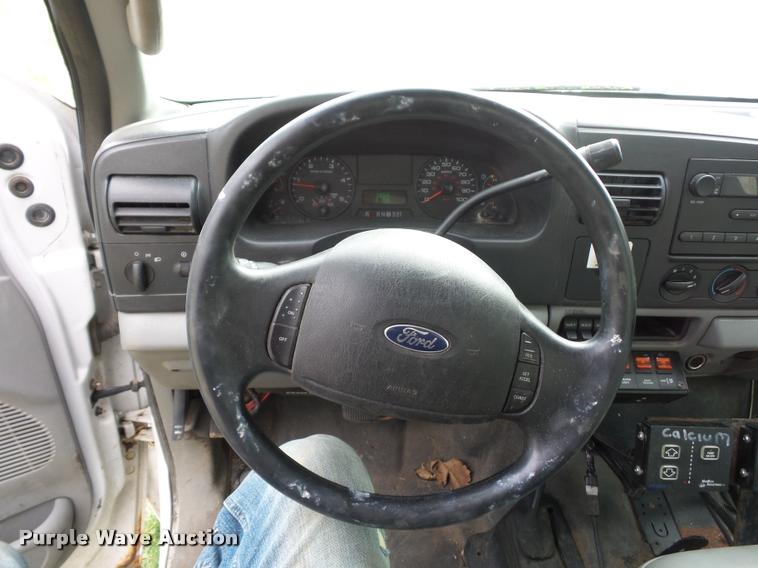 image for item BH9288 2007 Ford F350 Super Duty dump bed pickup truck