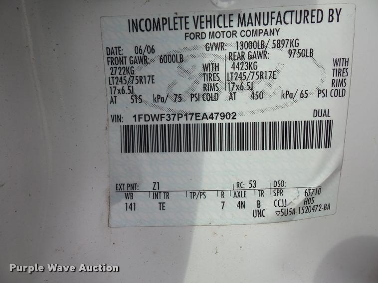 image for item BH9288 2007 Ford F350 Super Duty dump bed pickup truck