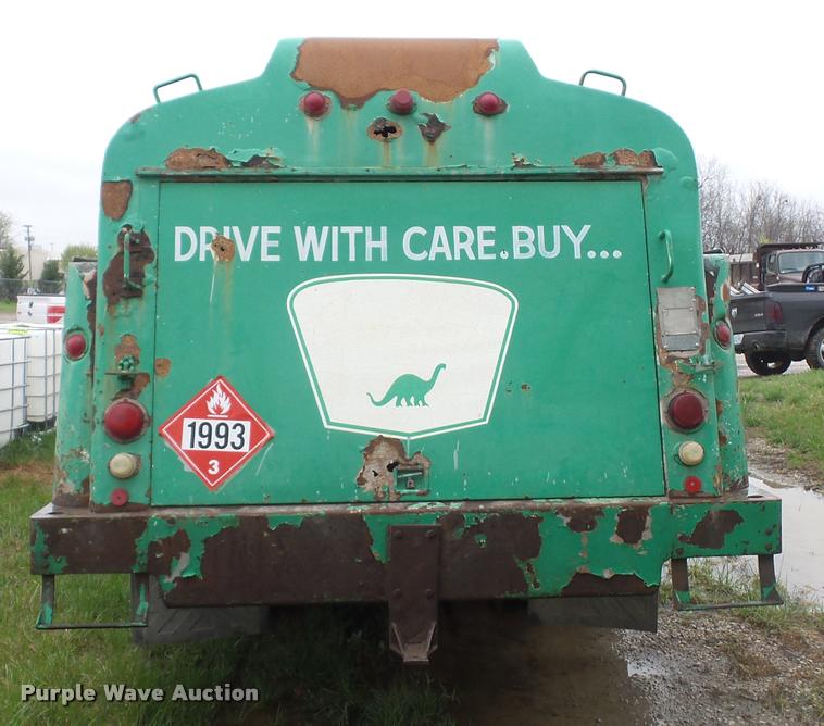 image for item BI9097 1990 Chevrolet Kodiak fuel truck