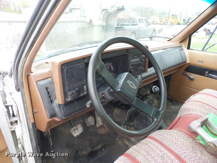 image for item BI9097 1990 Chevrolet Kodiak fuel truck