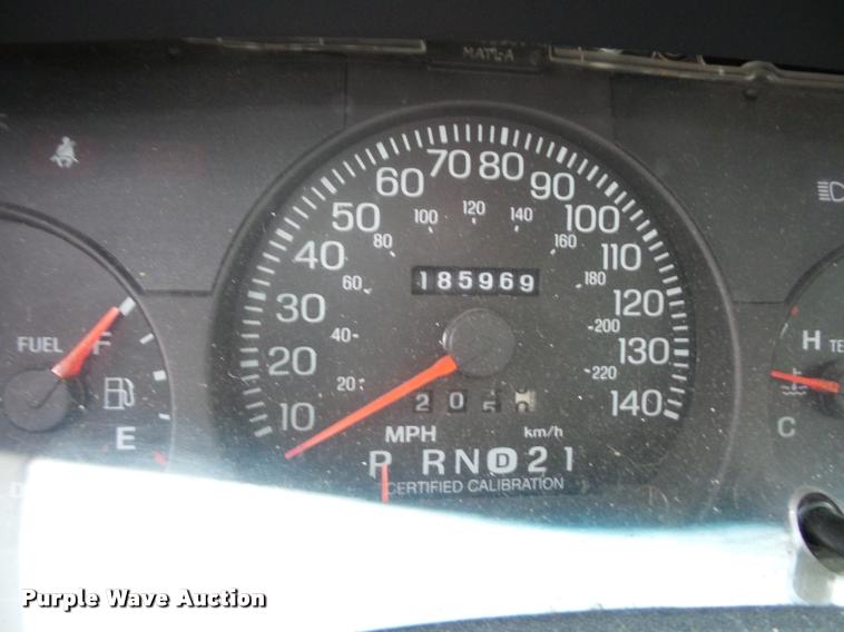 image for item BI9099 2004 Ford Crown Victoria Police Interceptor