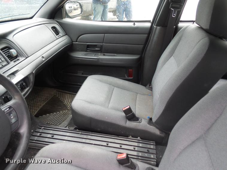 image for item BI9100 2008 Ford Crown Victoria Police Interceptor