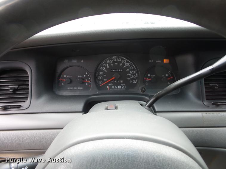 image for item BI9101 2004 Ford Crown Victoria Police Interceptor