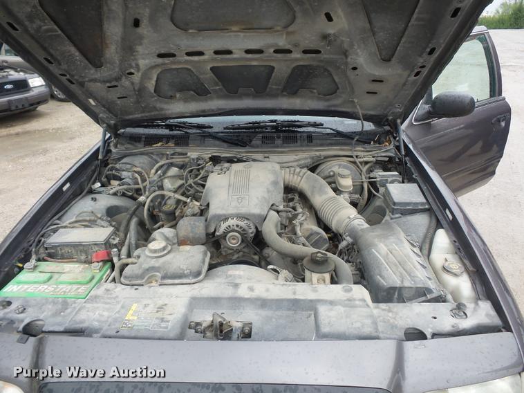 image for item BI9101 2004 Ford Crown Victoria Police Interceptor