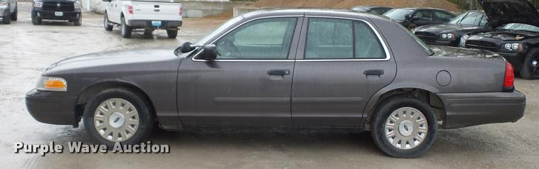 image for item BI9103 2003 Ford Crown Victoria Police Interceptor