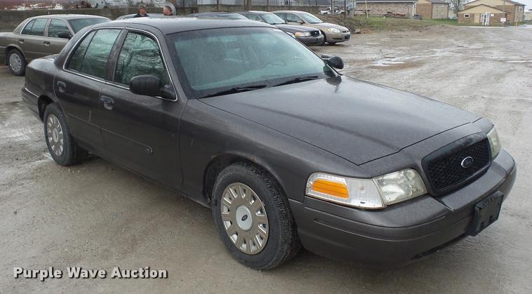 image for item BI9103 2003 Ford Crown Victoria Police Interceptor