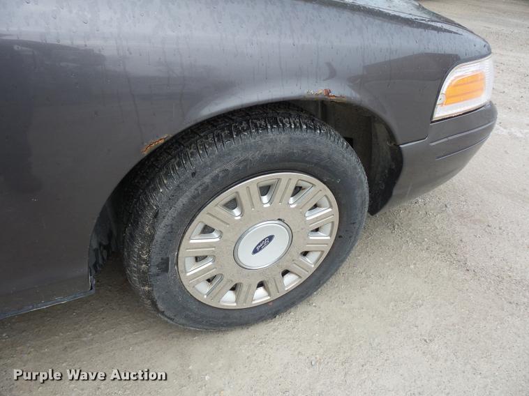 image for item BI9103 2003 Ford Crown Victoria Police Interceptor