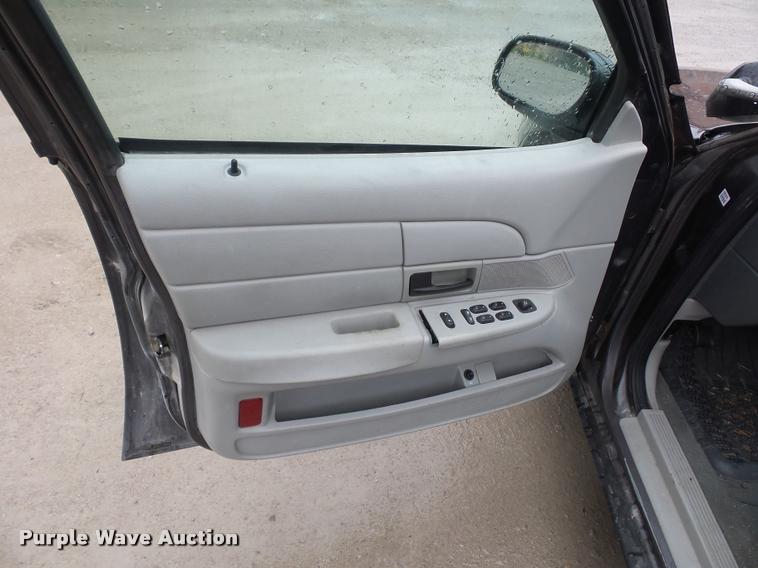 image for item BI9103 2003 Ford Crown Victoria Police Interceptor
