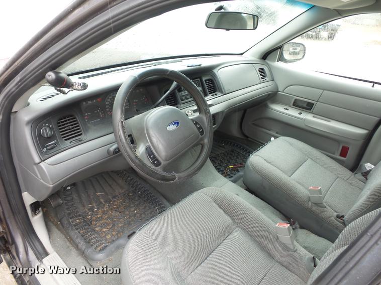 image for item BI9103 2003 Ford Crown Victoria Police Interceptor