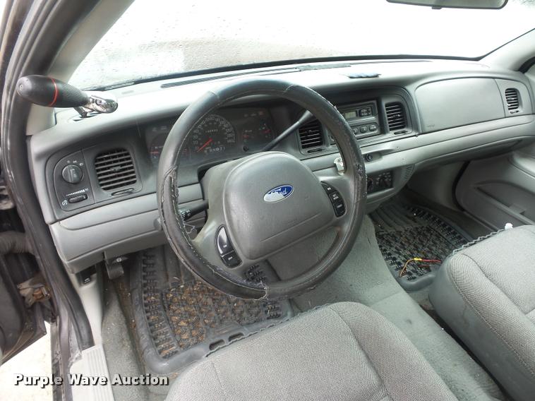 image for item BI9103 2003 Ford Crown Victoria Police Interceptor