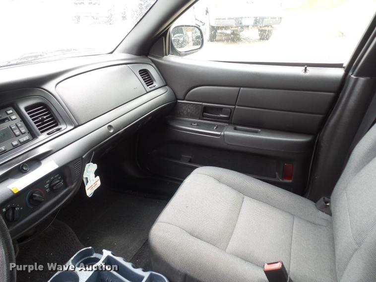 image for item BI9104 2008 Ford Crown Victoria Police Interceptor