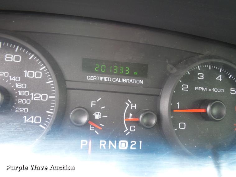 image for item BI9104 2008 Ford Crown Victoria Police Interceptor