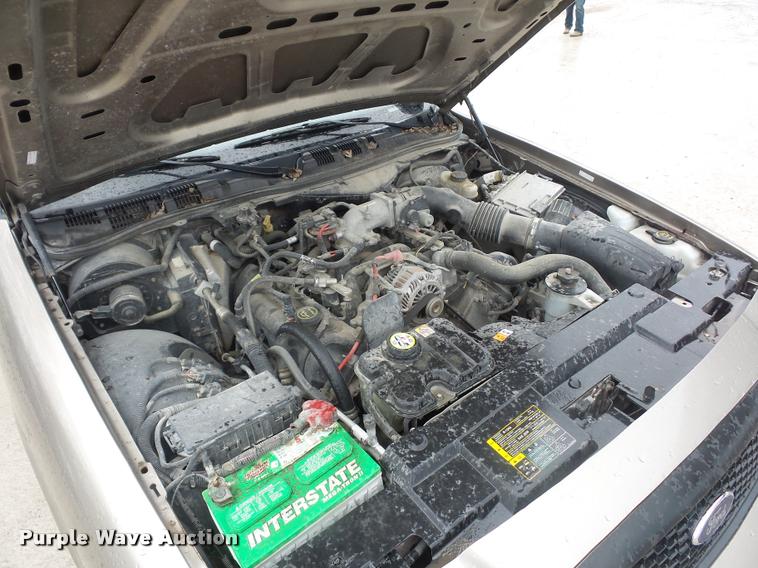 image for item BI9104 2008 Ford Crown Victoria Police Interceptor
