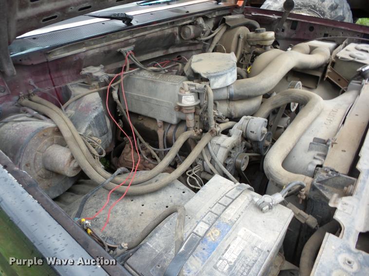 image for item BZ9705 1988 Ford F350 pickup truck cab and chassis